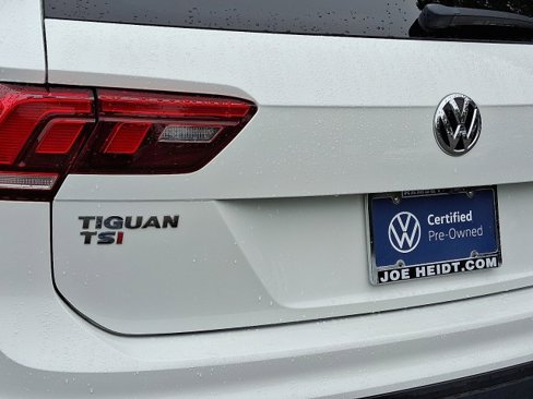 Certified 2019 Volkswagen Tiguan SE w/ Panoramic Sunroof Package image 31
