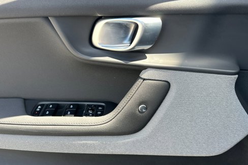 Used 2022 Polestar Polestar 2 w/ Pilot Package image 14