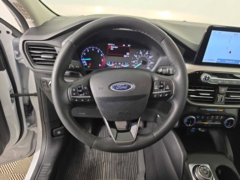 Used 2022 Ford Escape SE w/ Convenience Package image 12