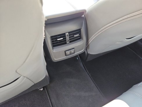 Used 2019 Toyota Avalon XLE image 15