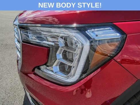 New 2024 GMC Terrain SLT w/ Tech Package image 8