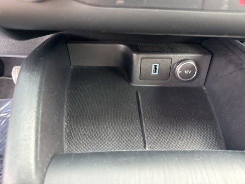 Used 2020 Ford Escape SE image 34