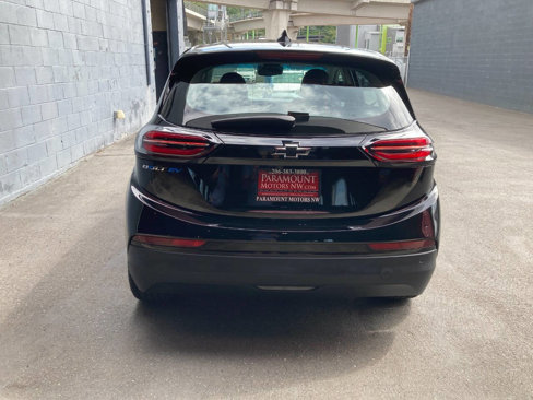 Used 2022 Chevrolet Bolt LT w/ Infotainment Package image 4
