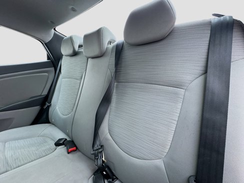 Used 2016 Hyundai Accent SE image 13