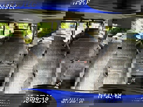 Used 1999 Dodge B3500 image 2