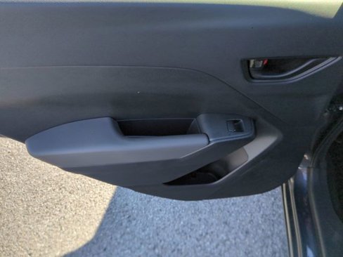 Certified 2025 Subaru Impreza 2.0i image 28