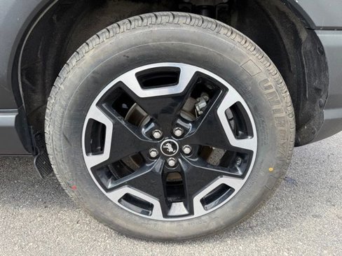 Used 2023 Ford Bronco Sport Outer Banks w/ Tech Package image 8