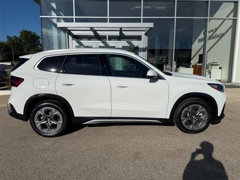 New 2026 BMW X1 xDrive28i w/ Convenience Package image 2
