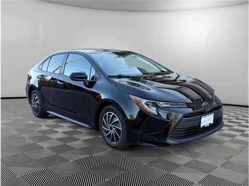 Used 2023 Toyota Corolla LE image 7