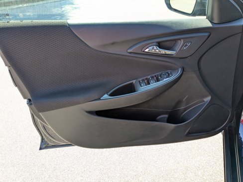 Used 2023 Chevrolet Malibu LT image 12