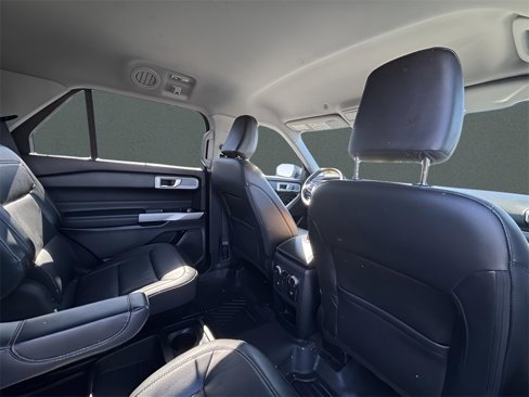 Certified 2021 Ford Explorer Limited w/ Equipment Group 301A image 19