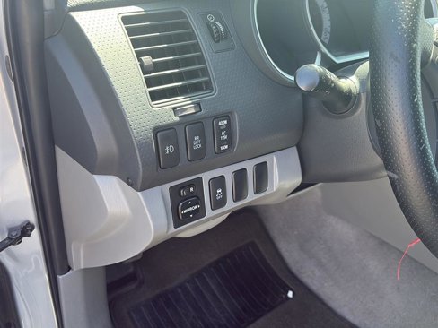 Used 2011 Toyota Tacoma PreRunner image 8