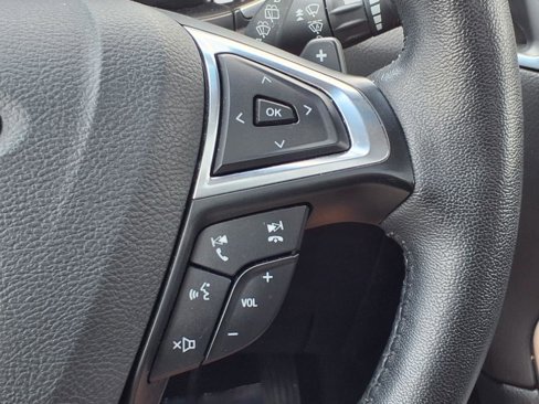 Used 2019 Ford Edge Titanium w/ Cold Weather Package image 19