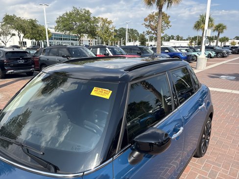 Certified 2022 MINI Cooper S image 42