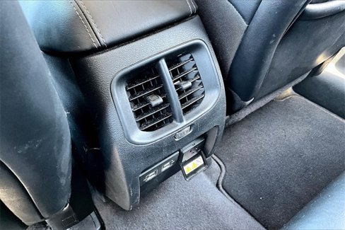 Used 2023 Jeep Cherokee Altitude Lux image 10