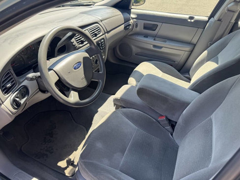 Used 2006 Ford Taurus SE image 14