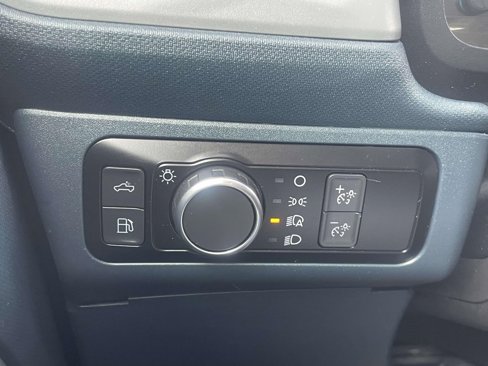 Used 2022 Ford Maverick XL image 28