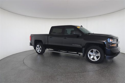 Used 2018 Chevrolet Silverado 1500 Custom image 26