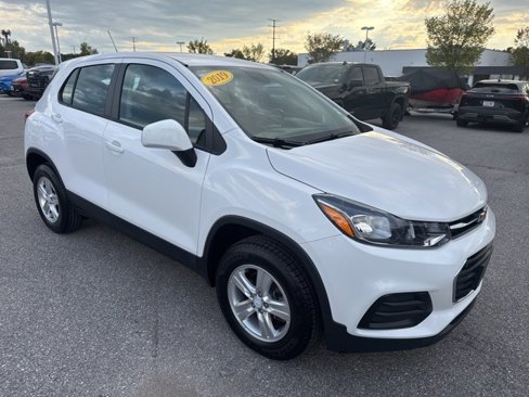 Used 2019 Chevrolet Trax LS image 8