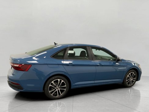 New 2025 Volkswagen Jetta Sport image 2