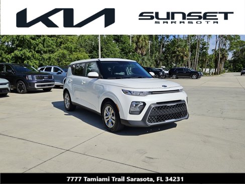 Certified 2021 Kia Soul LX image 1