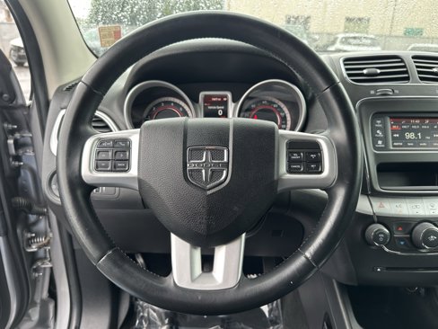 Used 2016 Dodge Journey SE w/ Flexible Seating Group image 24