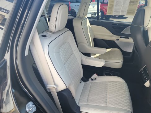 Used 2020 Lincoln Aviator Black Label w/ Dynamic Handling Package image 45