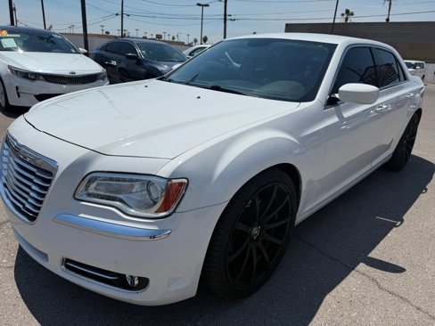 Used 2013 Chrysler 300 w/ Driver Convenience Group image 6