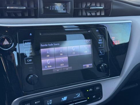 Used 2018 Toyota Corolla L image 14