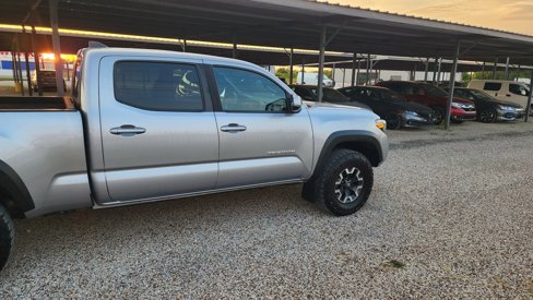 Used 2020 Toyota Tacoma TRD Off-Road image 19