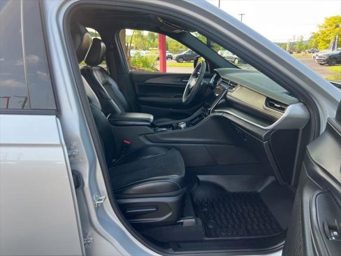 Certified 2023 Jeep Grand Cherokee Altitude image 27