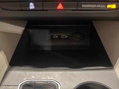 Used 2019 Volkswagen Atlas SE image 24