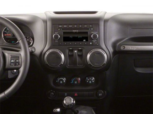 Used 2010 Jeep Wrangler Rubicon w/ PWR Convenience Group image 23