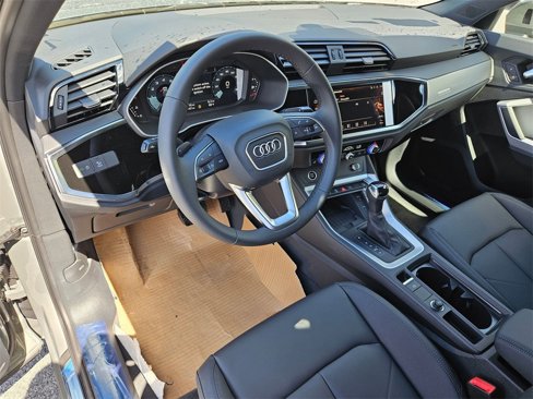 New 2025 Audi Q3 2.0T Premium image 9