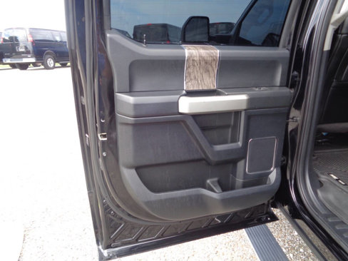 Used 2017 Ford F250 Lariat w/ Lariat Ultimate Package image 44