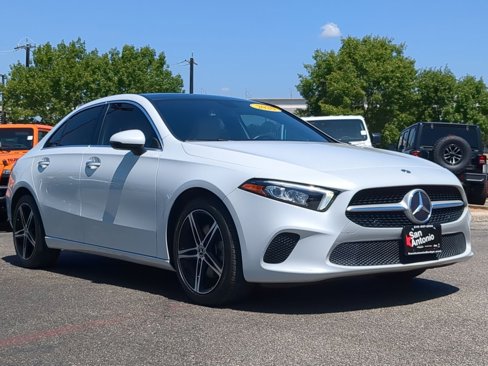 Used 2020 Mercedes-Benz A 220 image 2