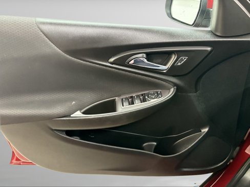Used 2021 Chevrolet Malibu RS image 28