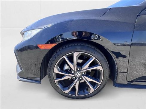 Used 2018 Honda Civic Sport image 20