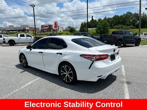 Used 2019 Toyota Camry SE image 7