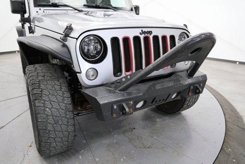 Used 2015 Jeep Wrangler Unlimited Sahara image 37