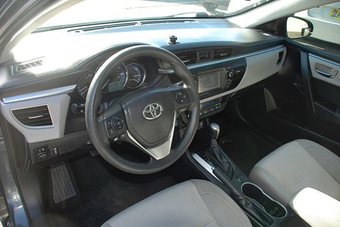 Used 2015 Toyota Corolla LE image 11