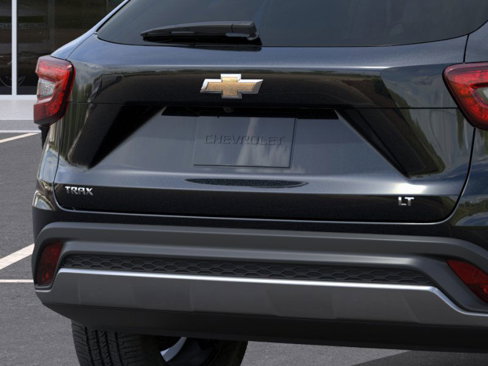 New 2025 Chevrolet Trax LT image 14