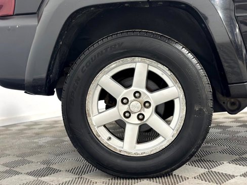 Used 2006 Jeep Liberty Limited image 33