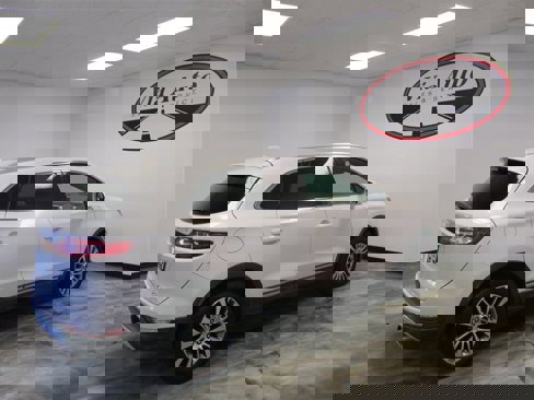 Used 2017 Lincoln MKC Reserve image 8