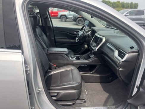 Used 2020 GMC Acadia SLT image 11