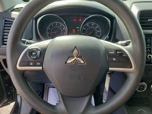 Used 2018 Mitsubishi Outlander Sport ES image 14