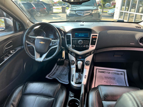 Used 2011 Chevrolet Cruze LTZ image 16