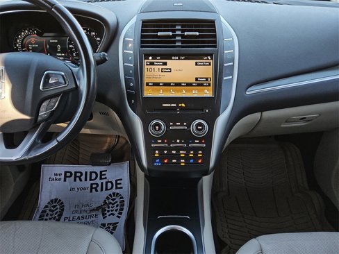 Used 2019 Lincoln MKC Reserve image 11