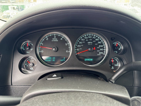 Used 2011 GMC Yukon Denali image 20