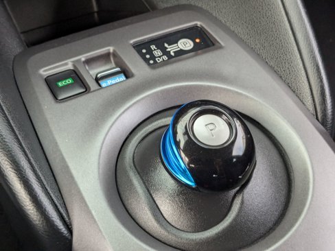 Certified 2024 Nissan Leaf S image 23
